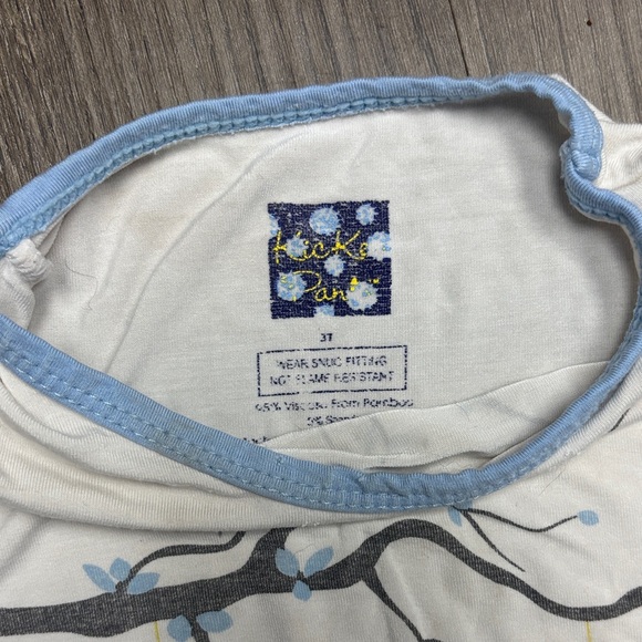 Blue and White Kids Shirt with Tree and Beehive Design - Picture 10 of 10